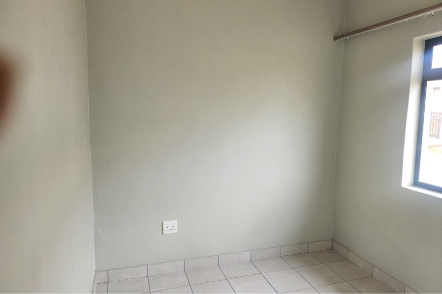 2 Bedroom Property for Sale in Kidds Beach Eastern Cape